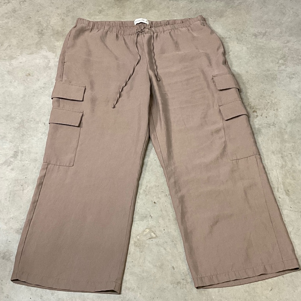 Abercrombie & Fitch Taupe Brown Wide Leg Cargo Pants
